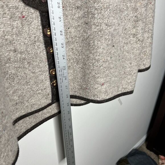 Elegance‎ Seiler Cardigan Sweater Womens Medium (38) Pure New Wool Heart Buttons - Picture 6 of 16
